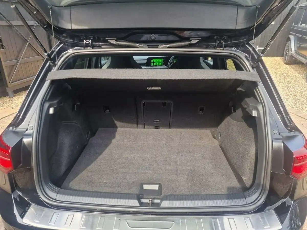 2021-volkswagen-golf-20tdi-gtd-big-19