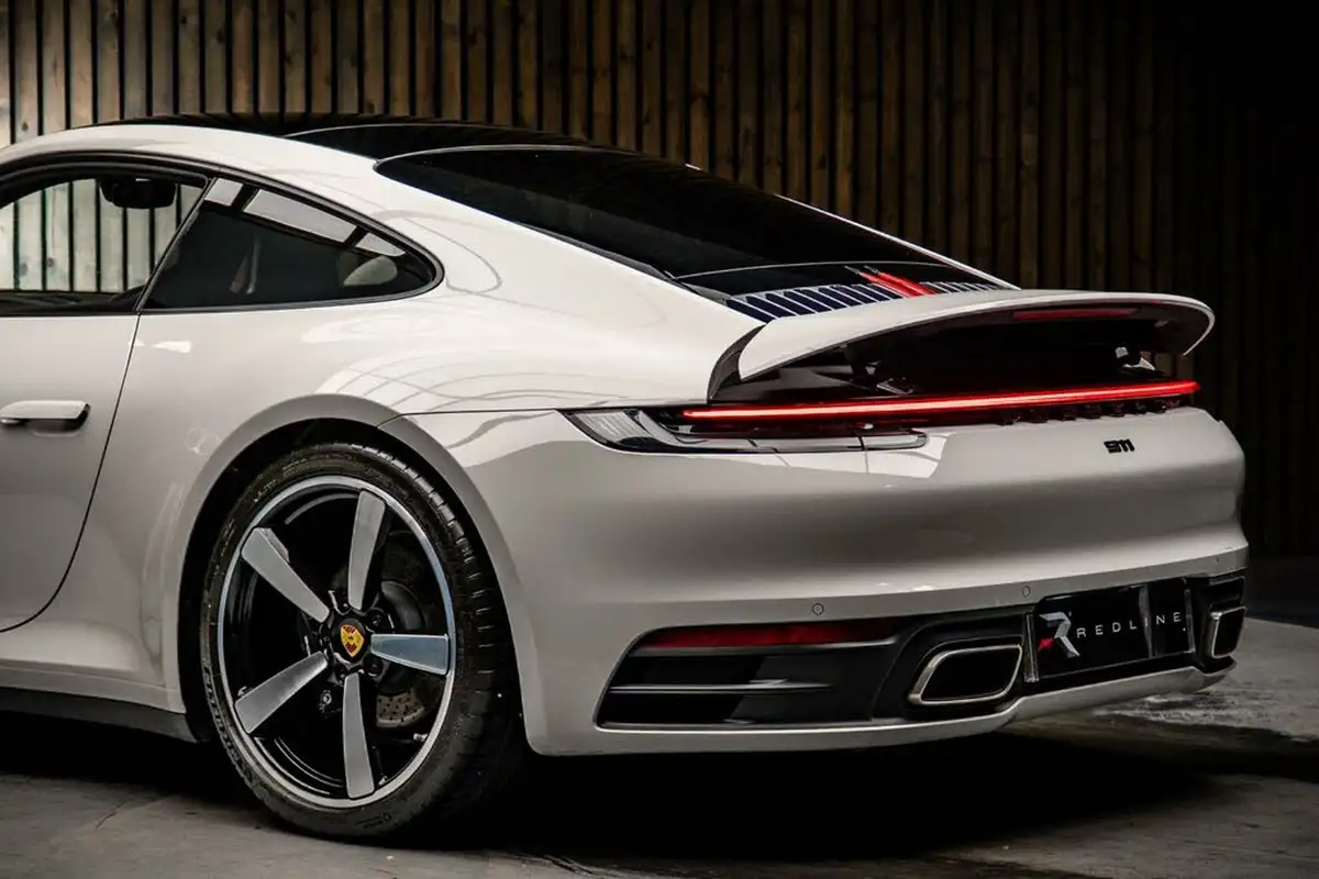 2021-porsche-911-30-carrera-4-coupe-big-16