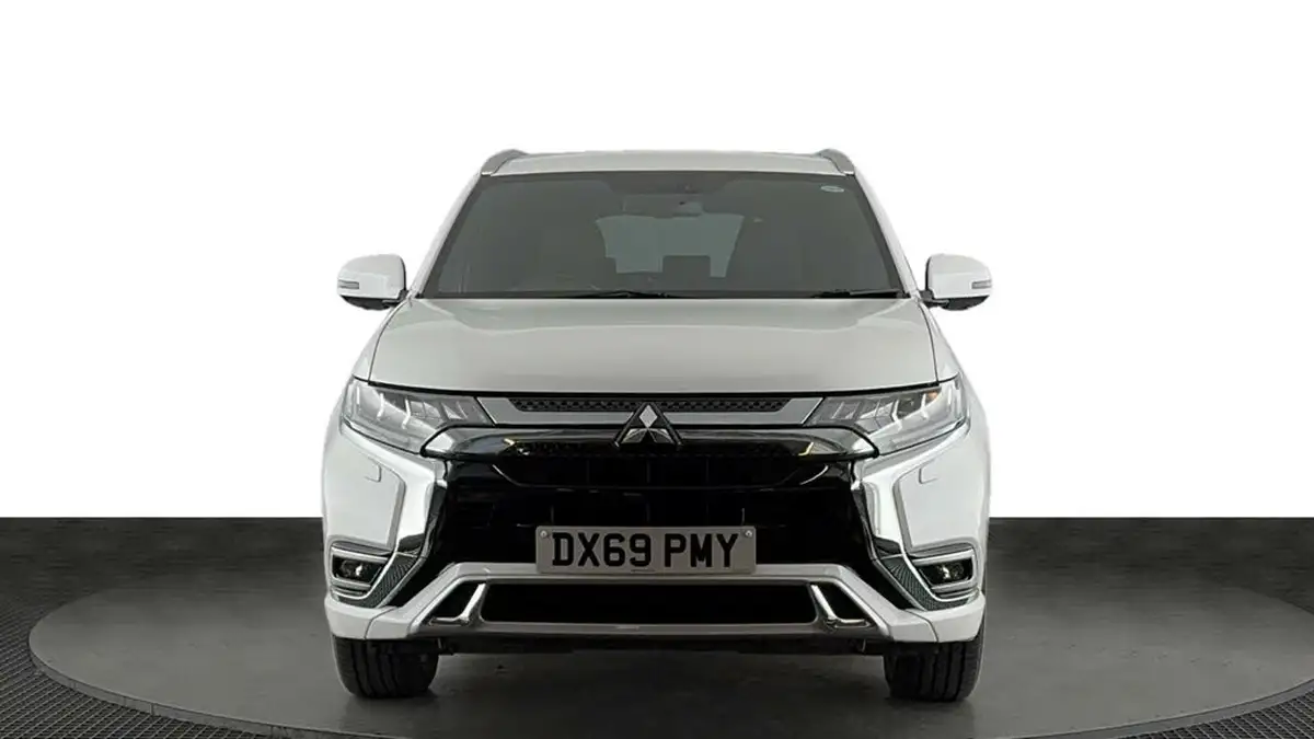 2019-mitsubishi-outlander-24-4h-phev-big-7