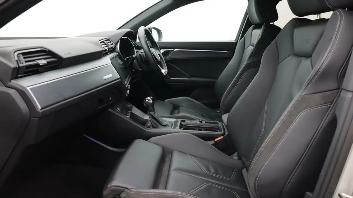 2020-audi-q3-20-45-tfsi-edition-1-sportback-big-14