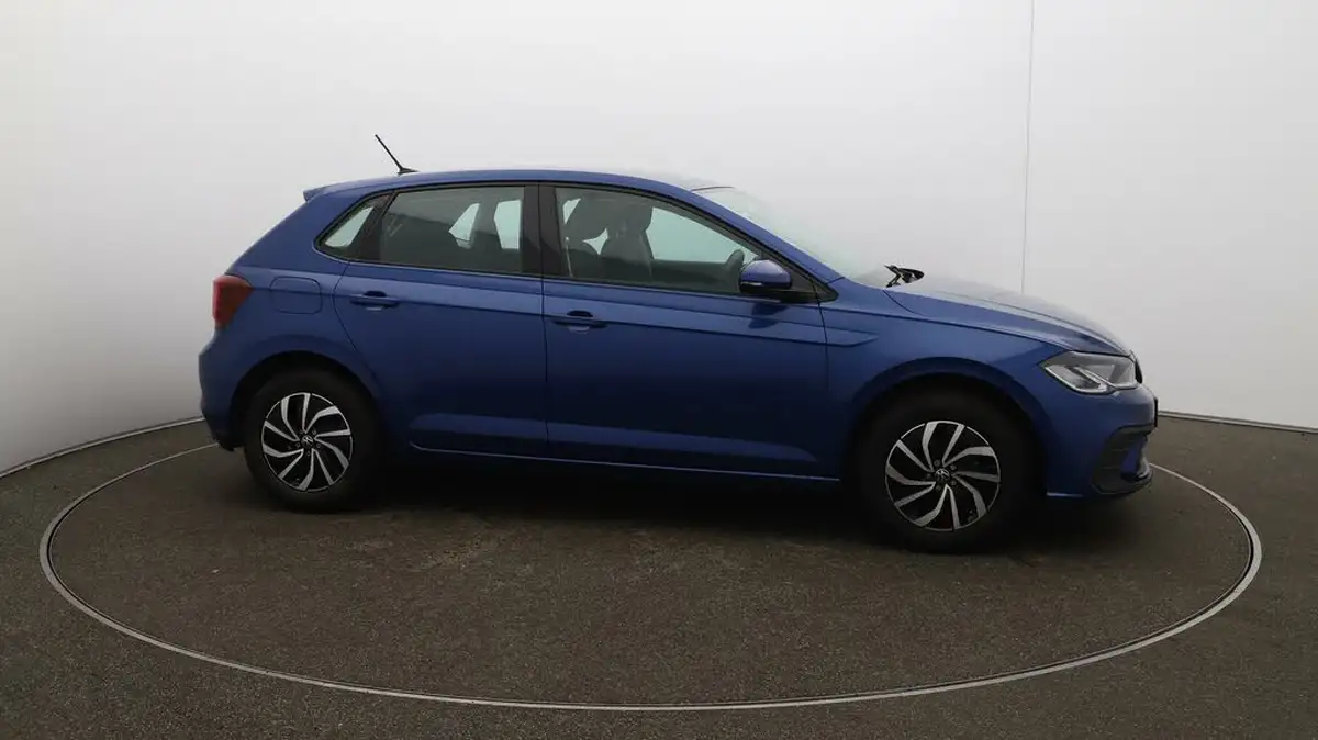 2023-volkswagen-polo-10-life-big-46