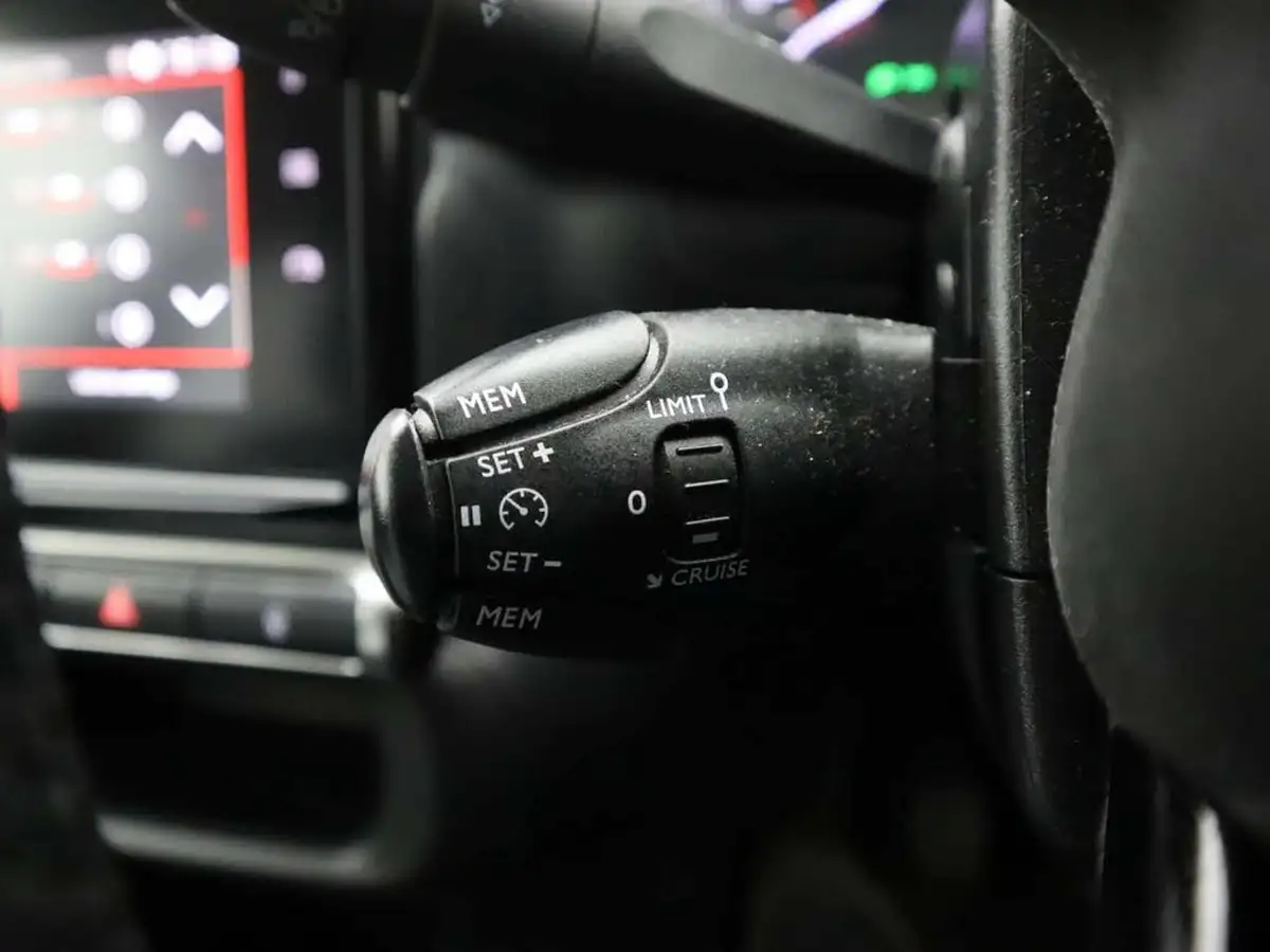 2022-citroen-c3-12-puretech-elle-83ps-ss-big-31