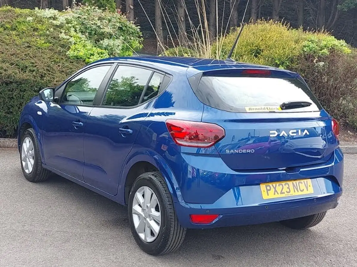 2023-dacia-sandero-10-tce-expression-90bhp-big-1