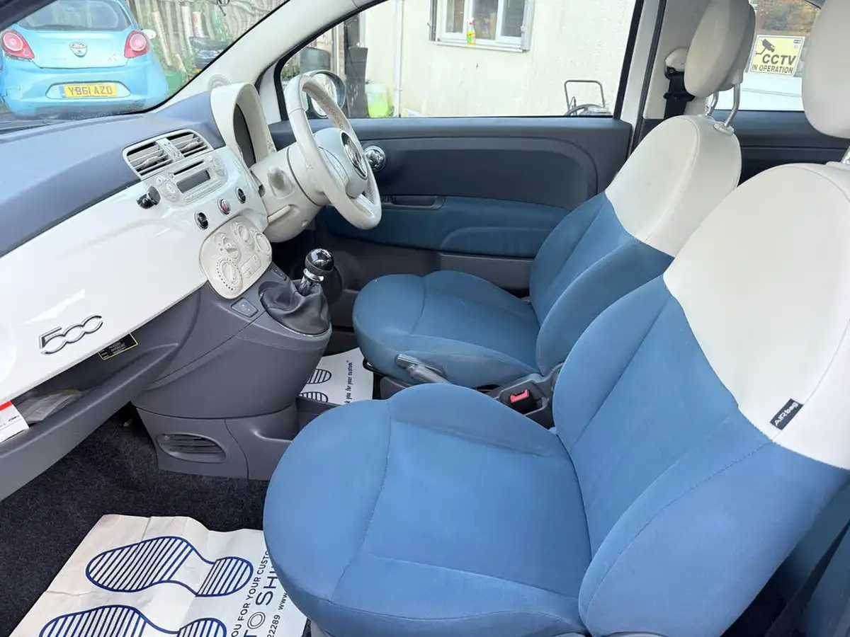 2011-fiat-500-12-lounge-big-18