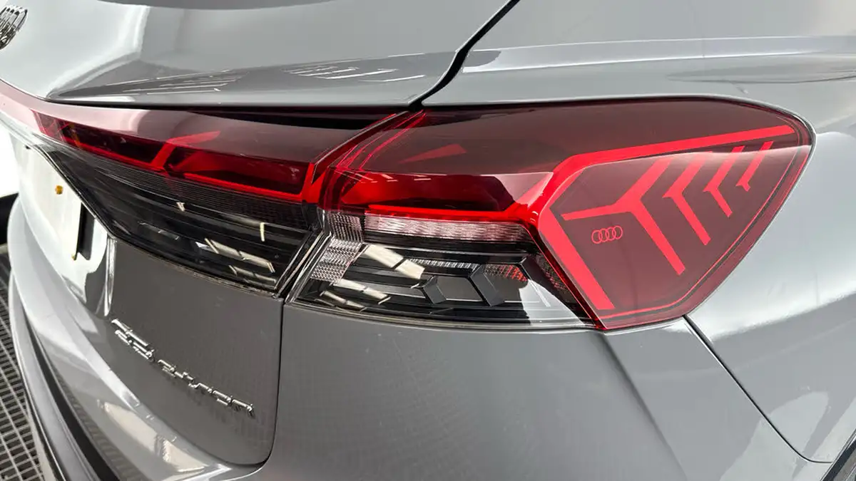 2022-audi-q4-e-tron-35e-sportback-big-22