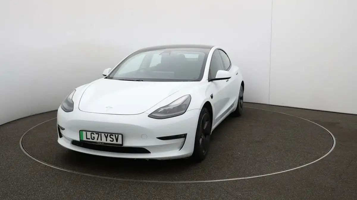 2021-tesla-model-3-e-long-range-awd-big-37