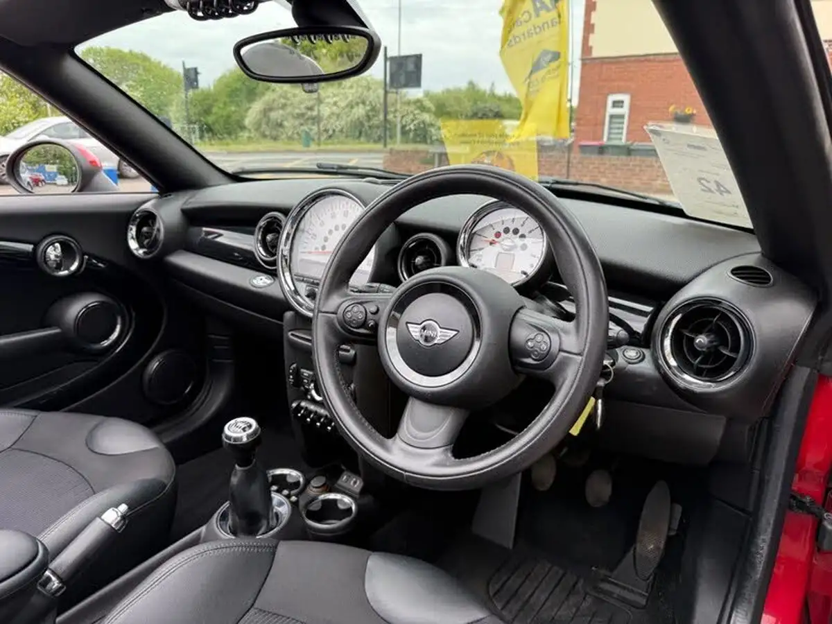 2013-mini-roadster-16-cooper-big-13