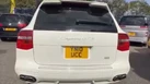 2010-porsche-cayenne-small-6
