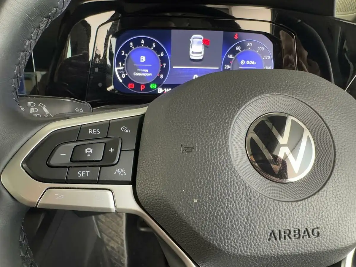 2021-volkswagen-golf-15-etsi-style-150ps-hatchback-big-23