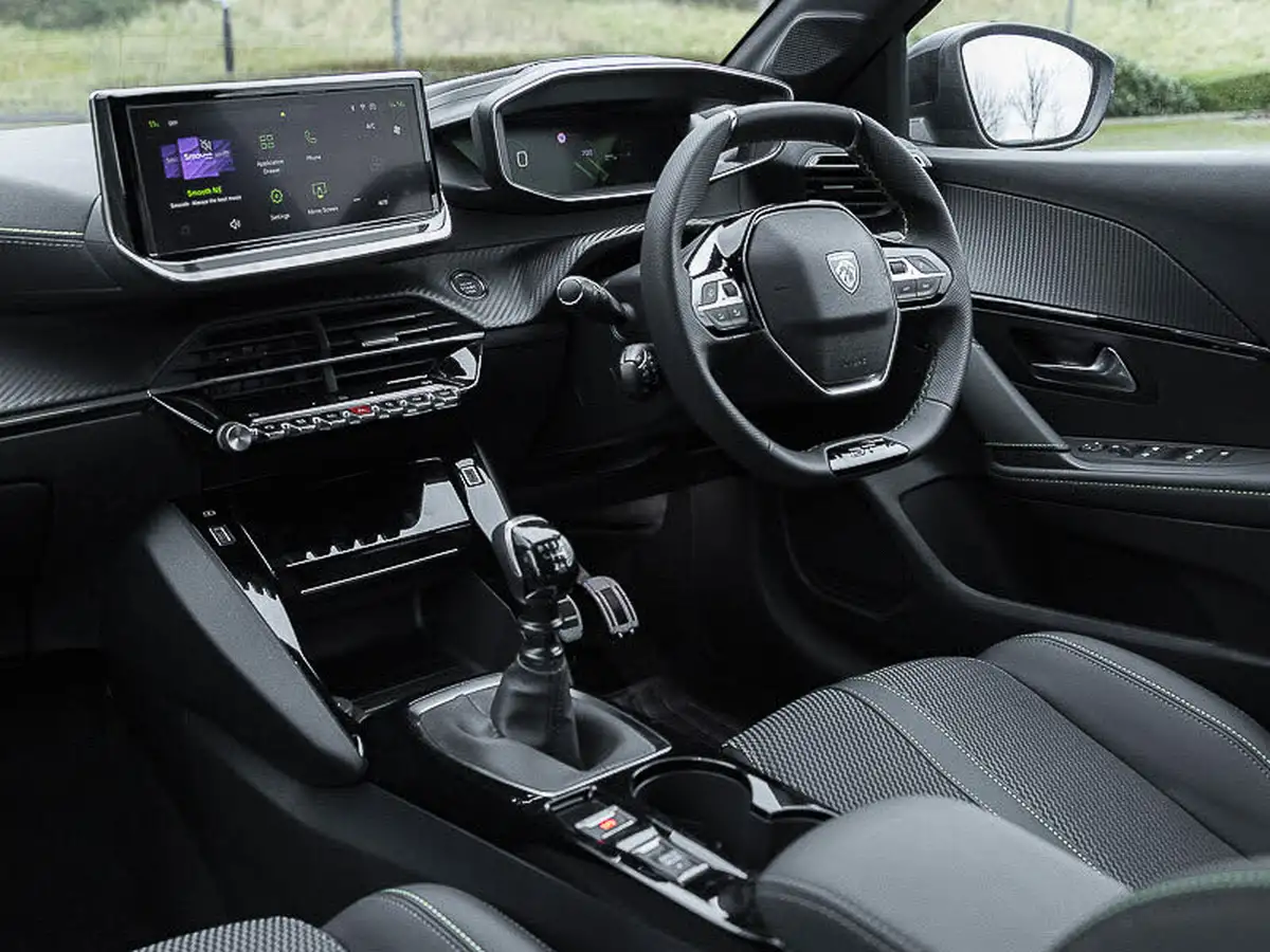 2025-peugeot-208-12-puretech-gt-100ps-big-14