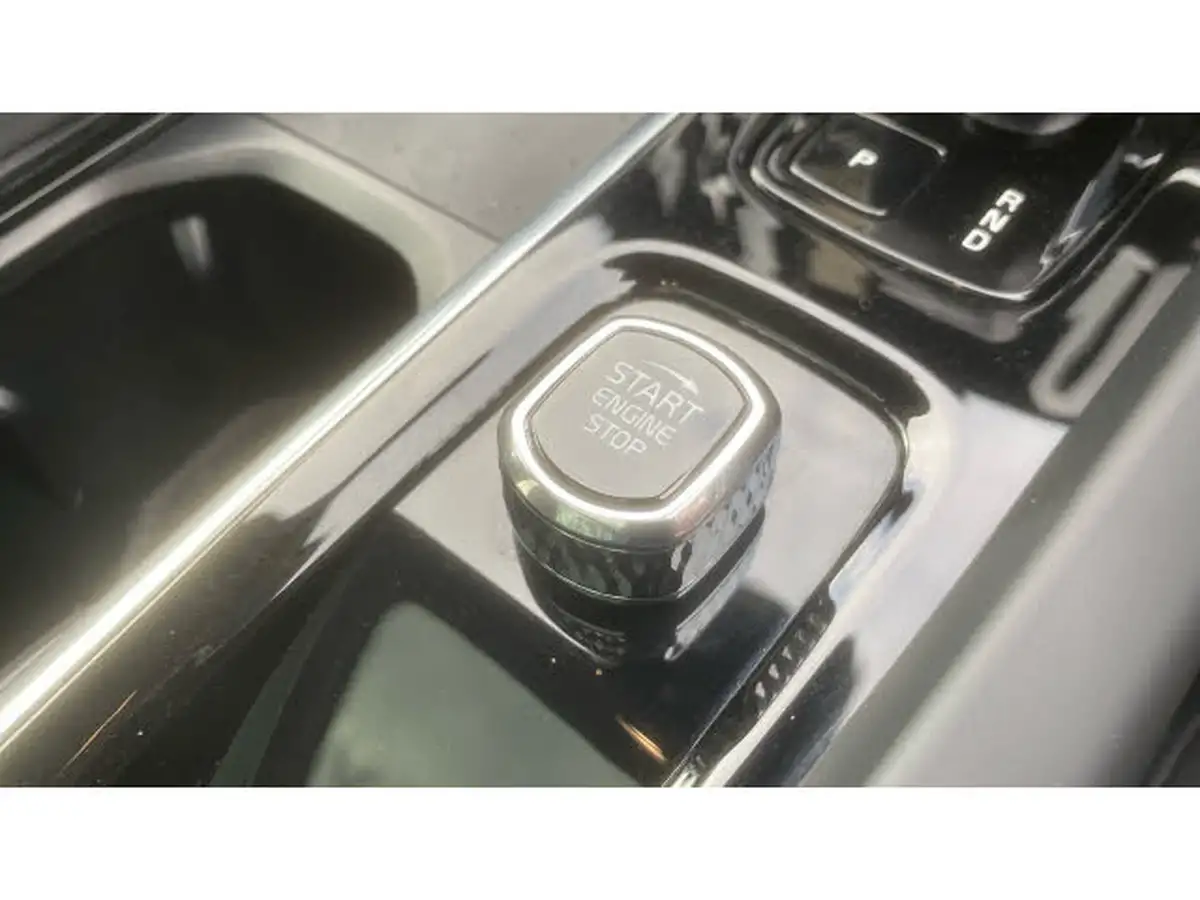 2024-volvo-xc60-20-b5-plus-big-22