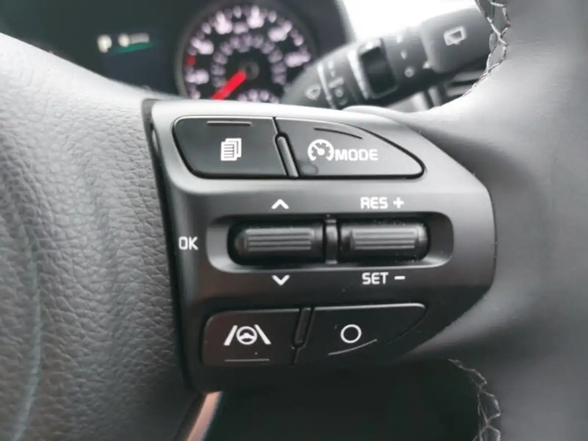 2024-kia-stonic-10-t-gdi-3-98bhp-dct-big-13