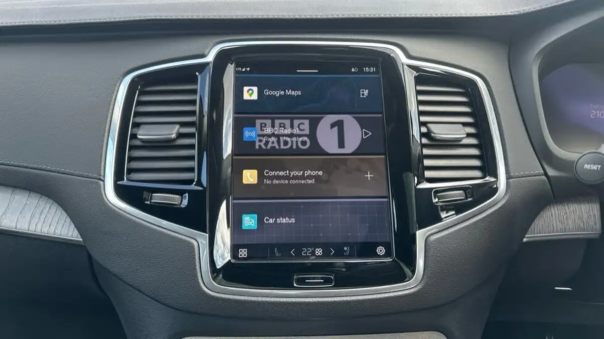 2024-volvo-xc90-20-t8-ultimate-dark-big-11