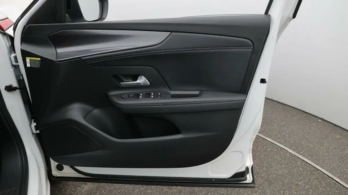 2021-vauxhall-mokka-e-sri-premium-big-15