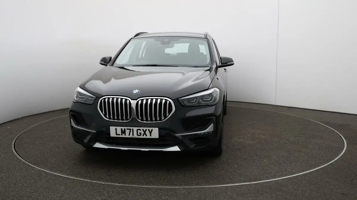2021-bmw-x1-20-sdrive20i-xline-big-31