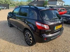 2013-nissan-qashqai-16-360-small-4