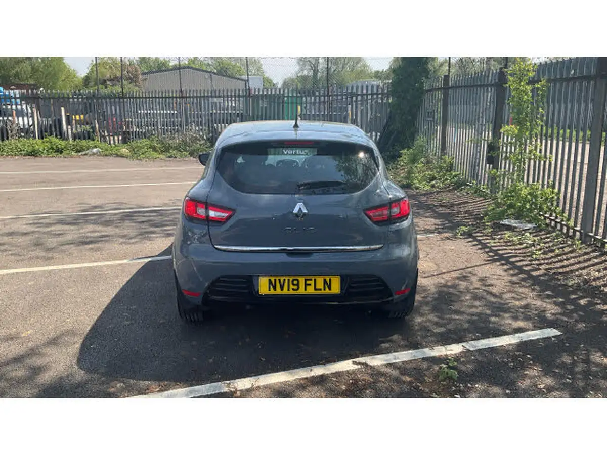 2019-renault-clio-09-tce-play-90ps-big-39
