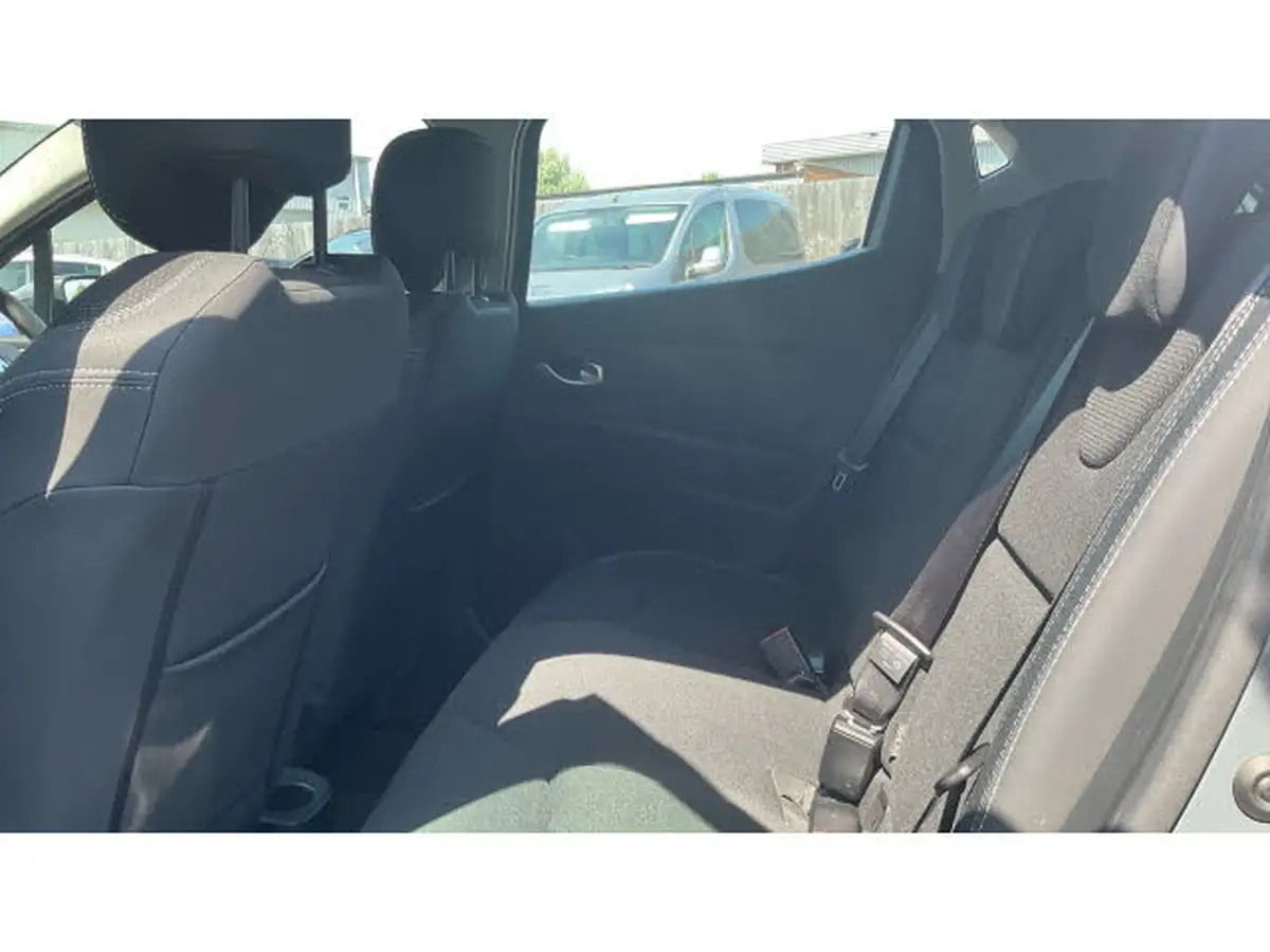 2019-renault-clio-09-tce-play-90ps-big-15