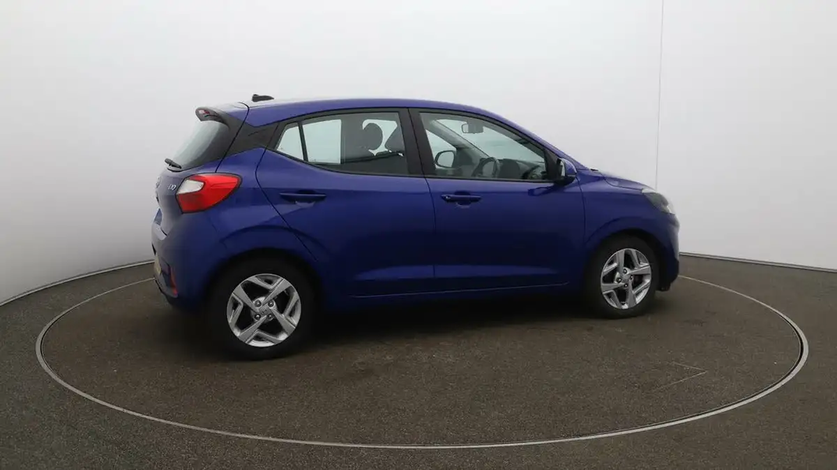 2022-hyundai-i10-12-se-connect-big-49