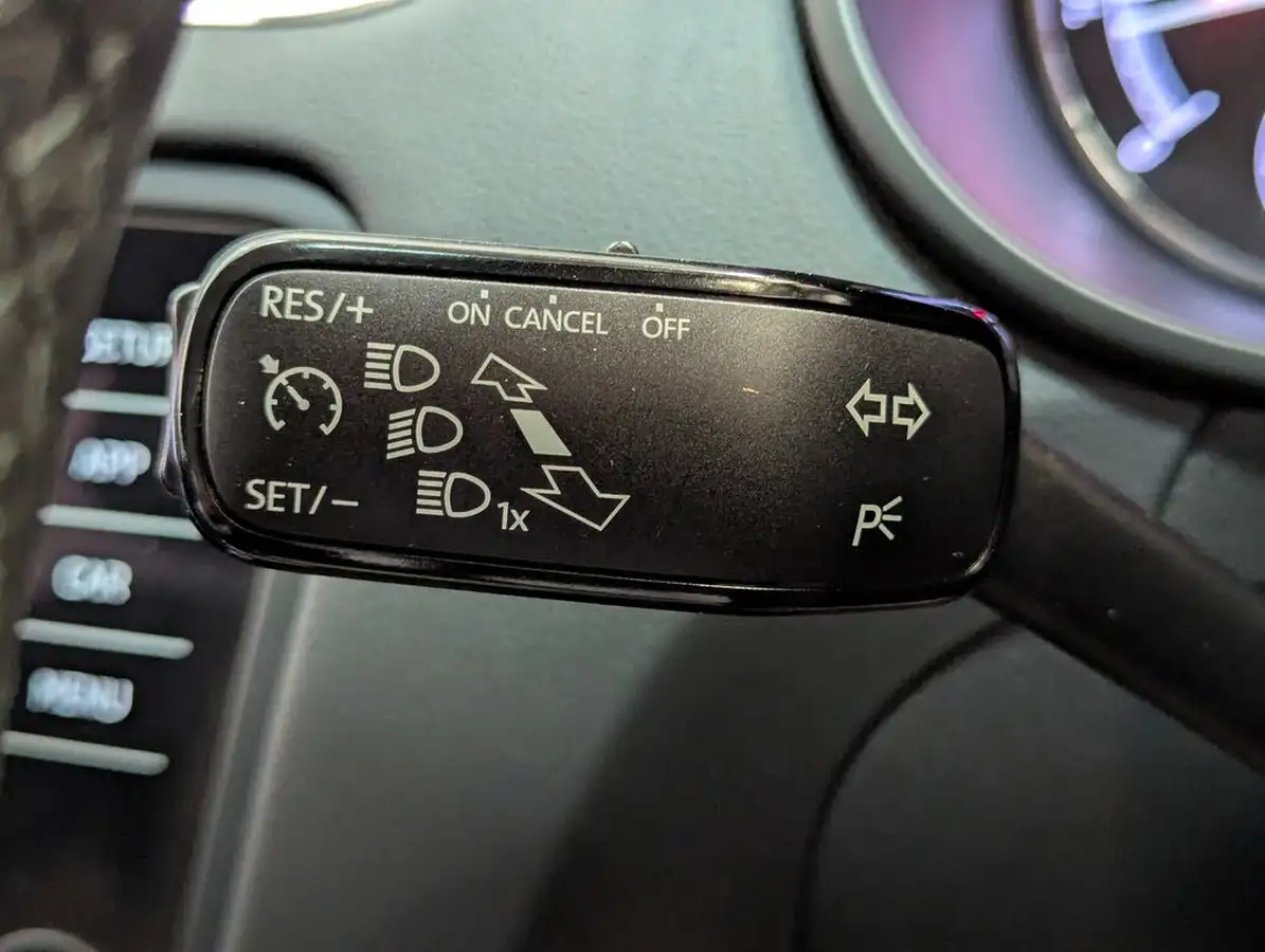 2019-skoda-octavia-15-tsi-se-estate-dsg-big-17