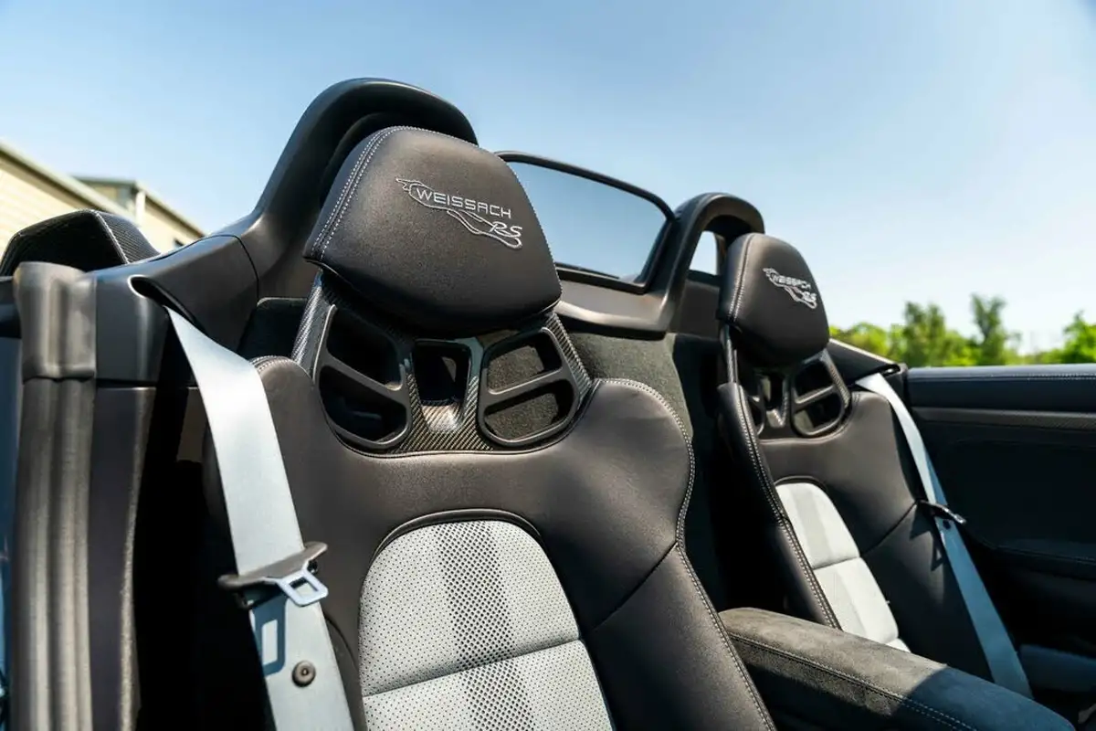2024-porsche-boxster-718-40-spyder-rs-big-11