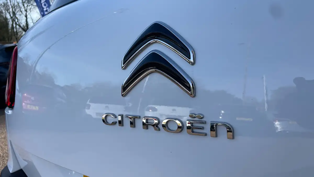 2024-citroen-c3-aircross-12-puretech-plus-110ps-big-25