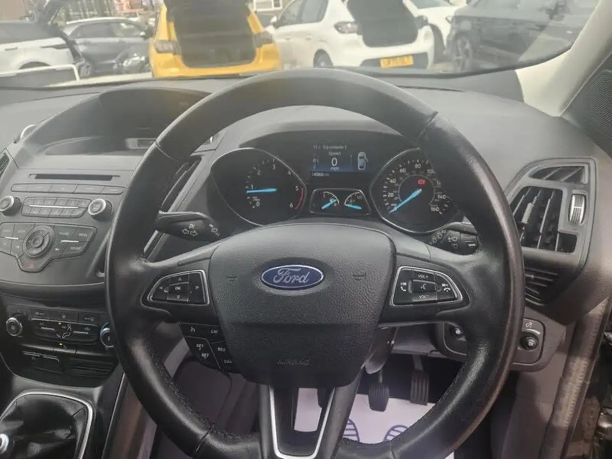 2017-ford-kuga-15tdci-zetec-ss-big-20