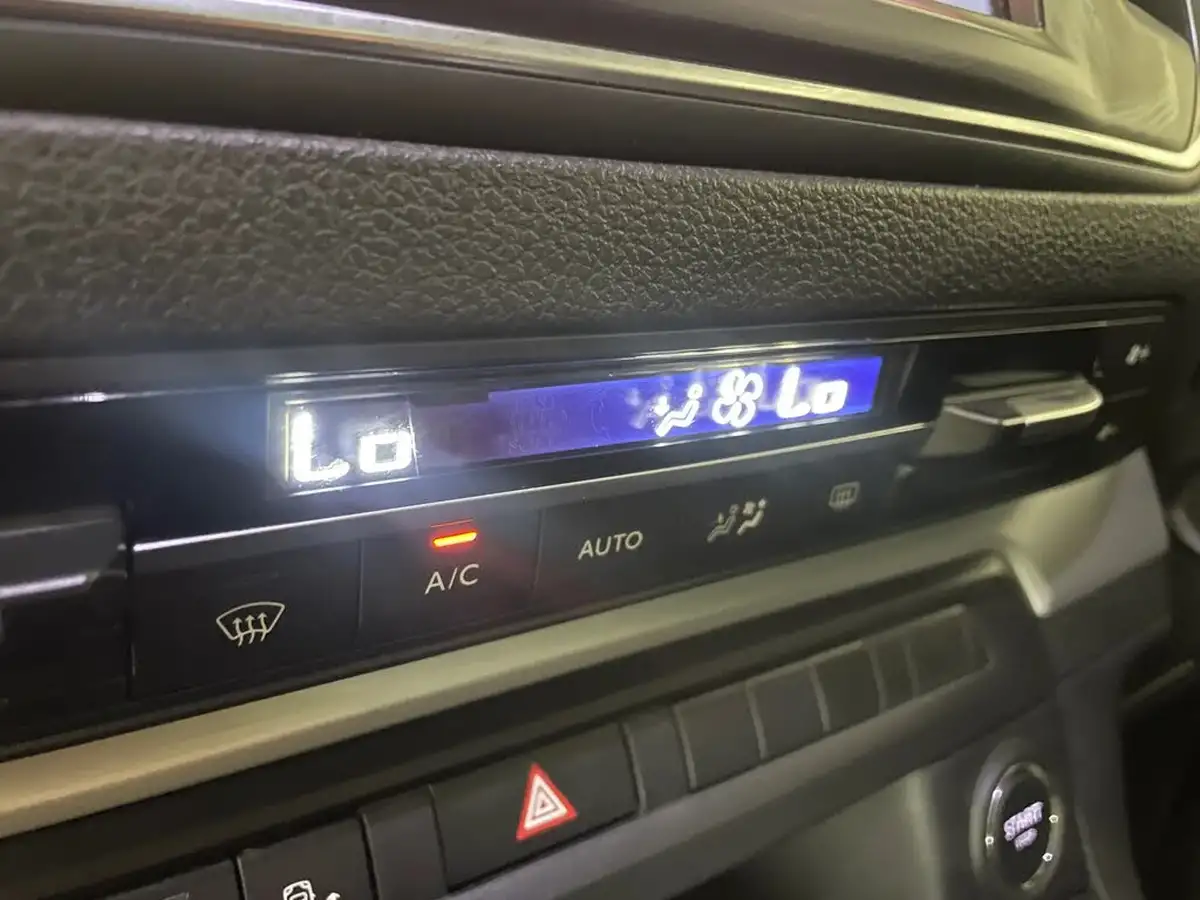 2018-citroen-spacetourer-20bluehdi-flair-m-150ps-big-42