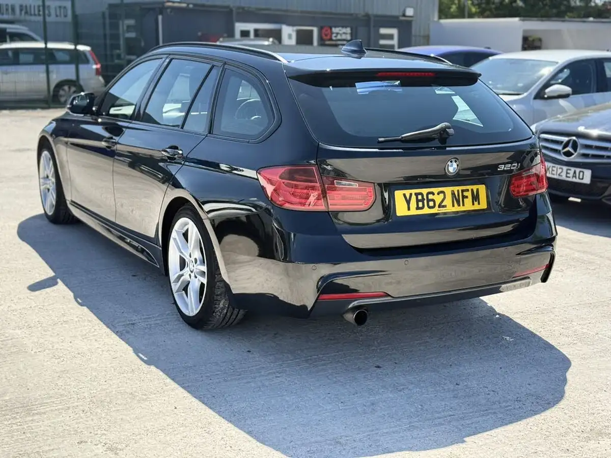 2013-bmw-3-series-20-320i-m-sport-184bhp-ss-touring-5d-1997cc-auto-big-2