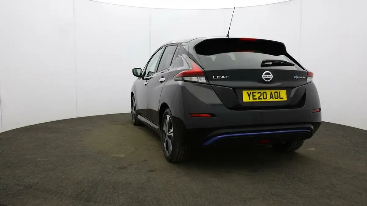 2020-nissan-leaf-e-n-connecta-big-31