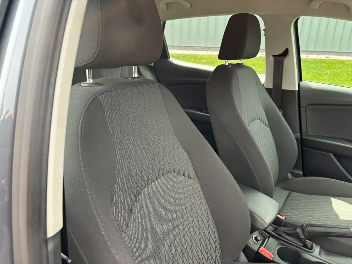 2013-seat-leon-16tdi-se-tech-pack-cr-105ps-hatchback-5d-big-1