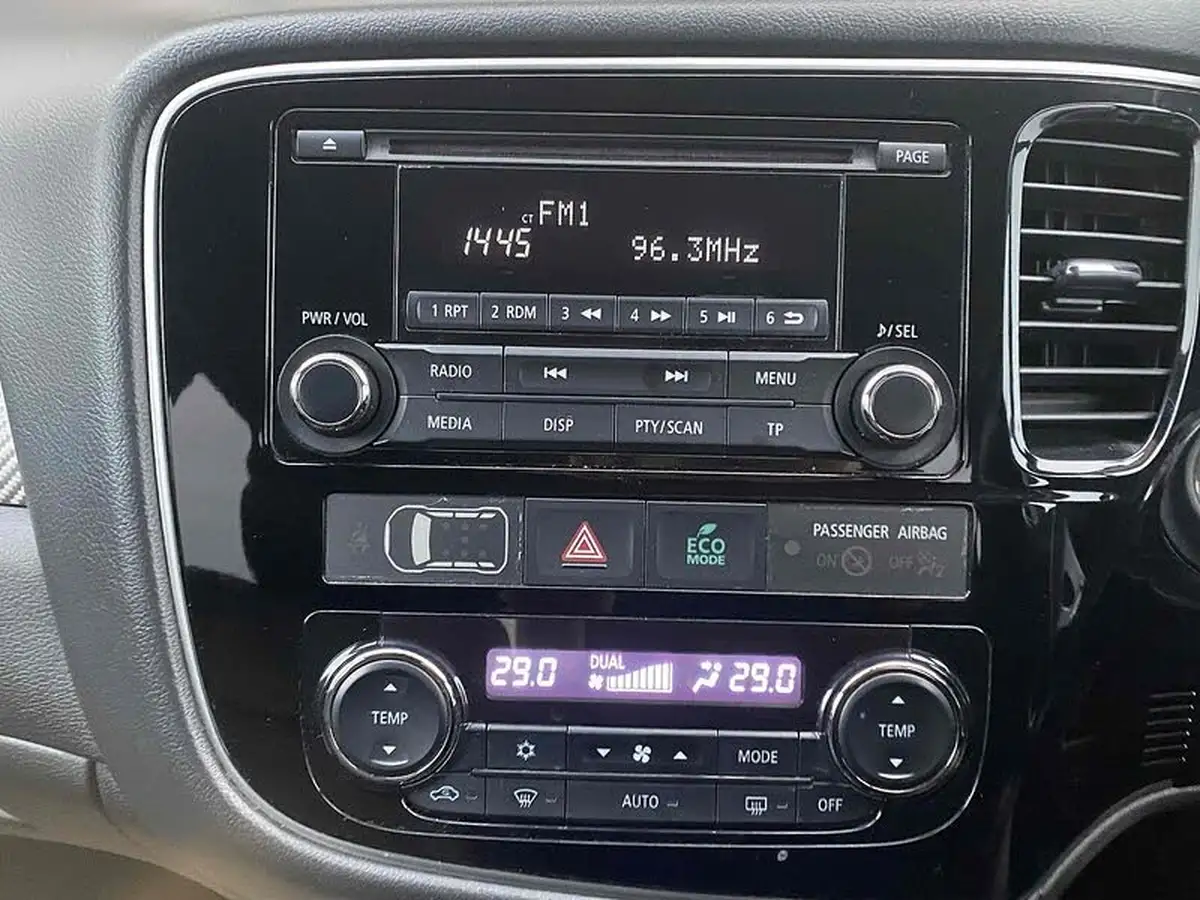 2018-mitsubishi-outlander-22di-d-3-auto-big-38