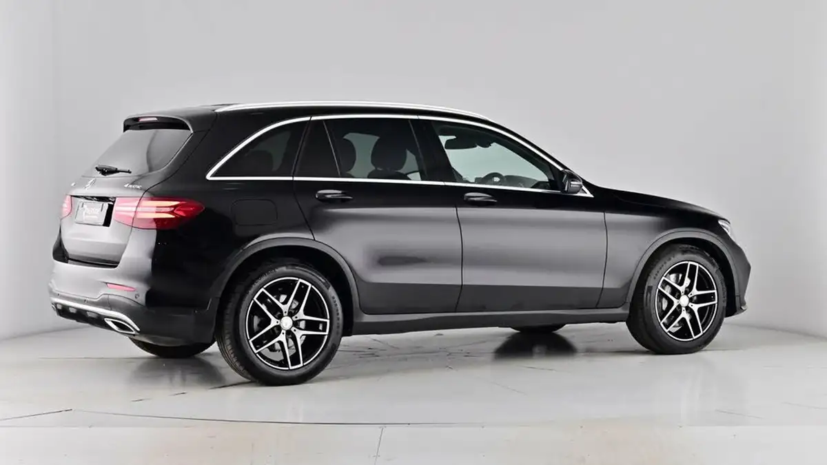 2016-mercedes-benz-glc-class-21d-glc220d-amg-line-ss-station-wagon-auto-big-77