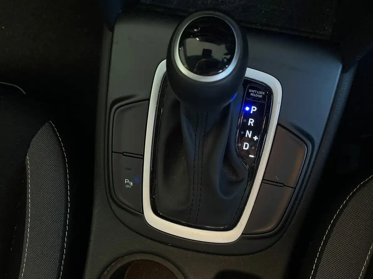 2020-hyundai-kona-16-gdi-premium-big-18