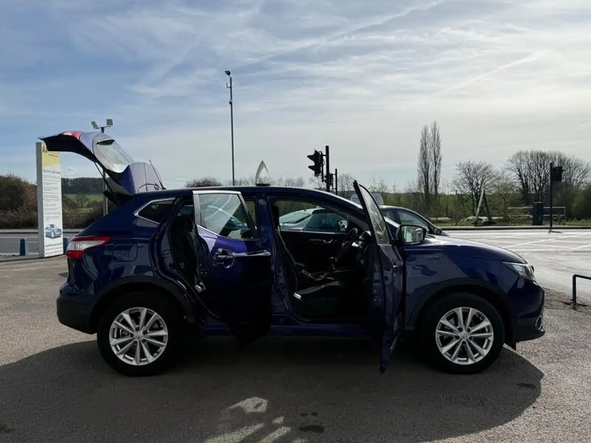 2017-nissan-qashqai-15dci-acenta-smart-vision-packtech-pack-big-9