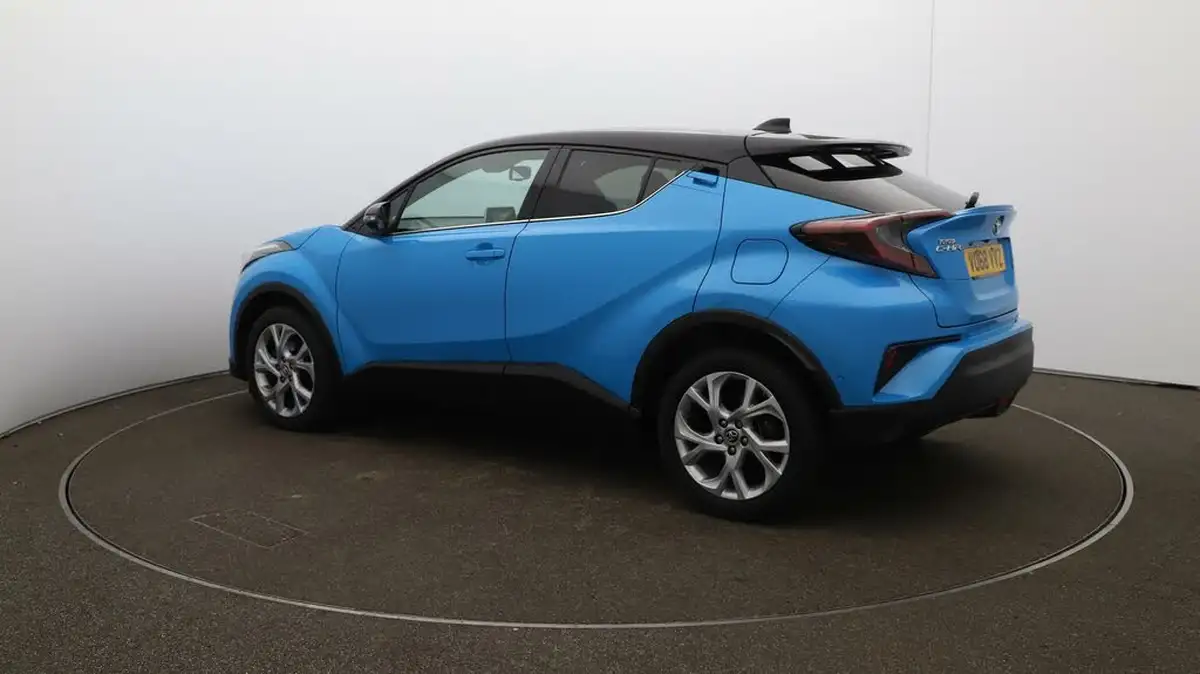 2018-toyota-c-hr-12-dynamic-big-28