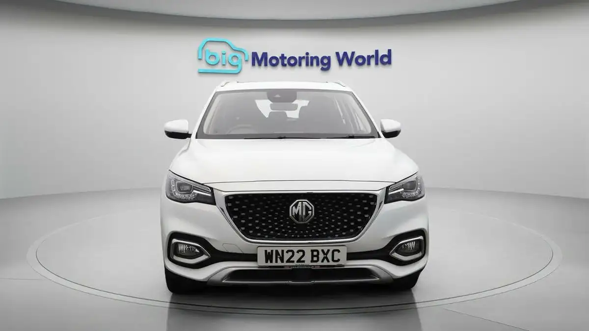 2022-mg-hs-15t-gdi-exclusive-162ps-dct-big-2