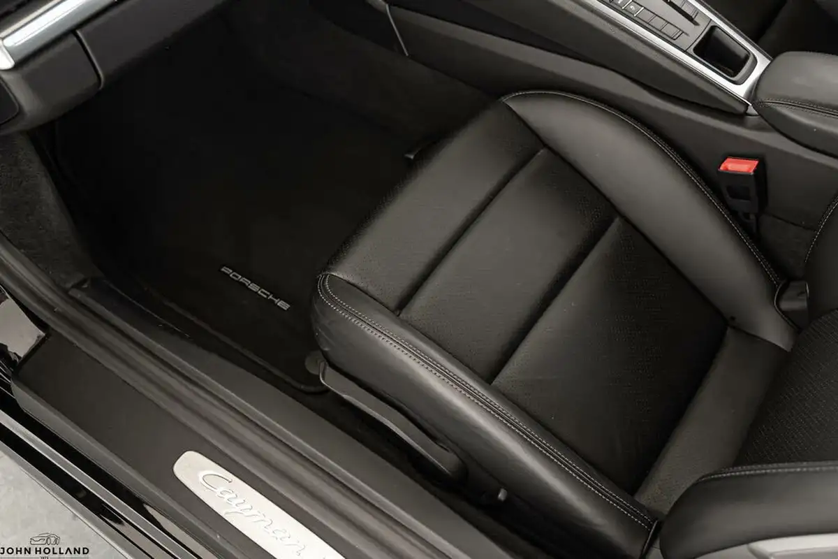 2020-porsche-cayman-718-25-cayman-s-big-18