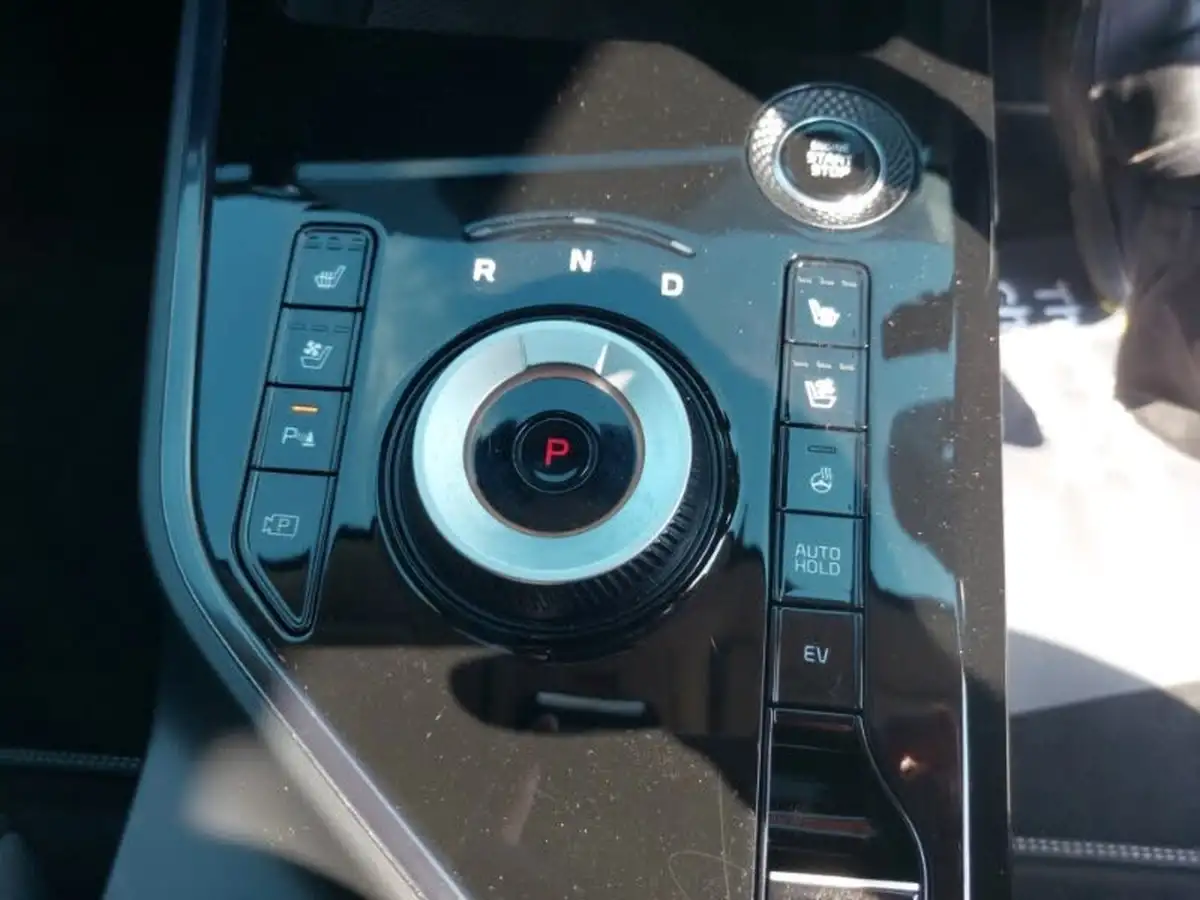 2024-kia-niro-16-gdi-4-168bhp-phev-111kwh-big-14