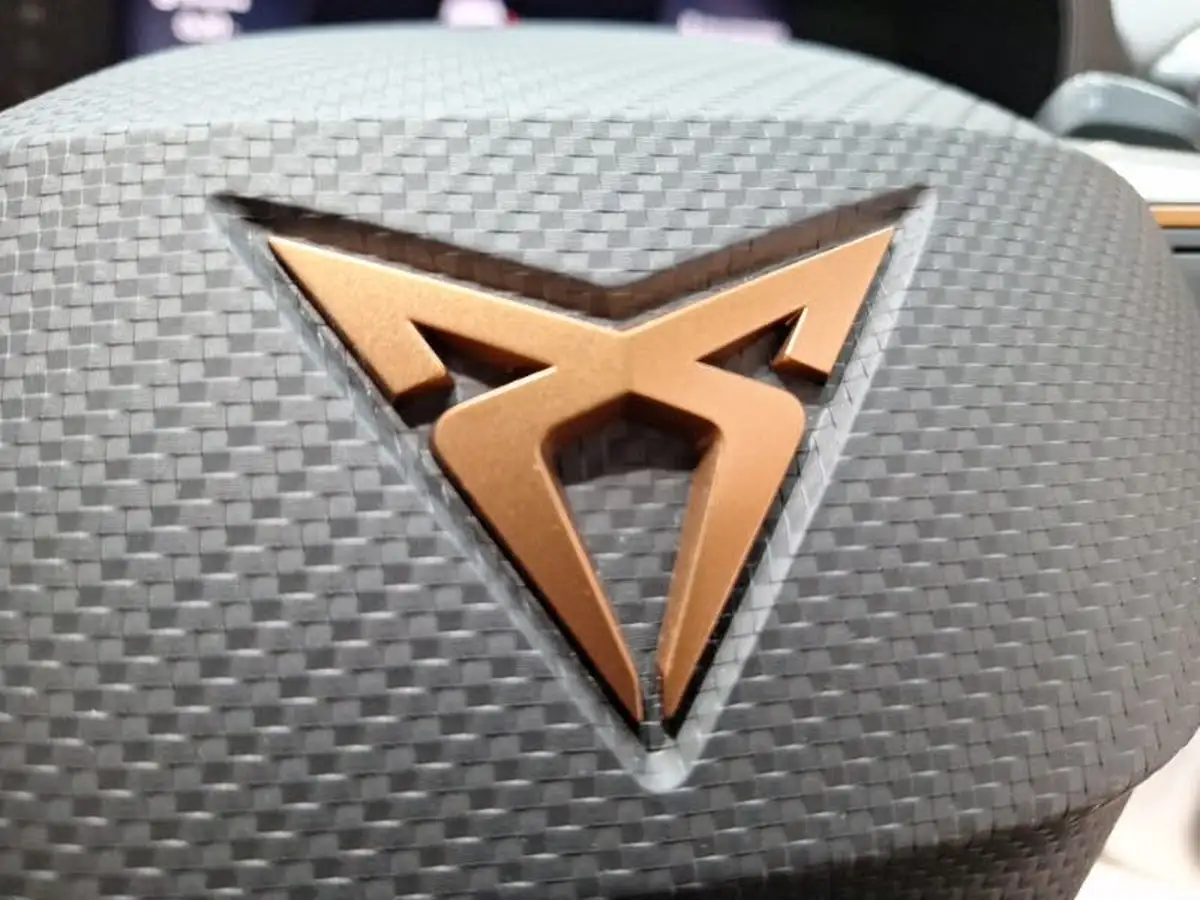 2023-cupra-leon-nf-20-tsi-vz1-big-16