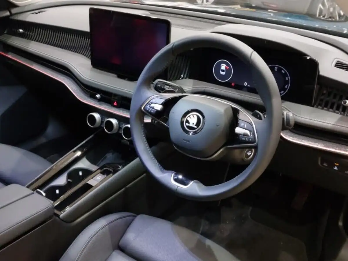 2024-skoda-superb-15-tsi-e-tec-se-l-hatchback-big-11
