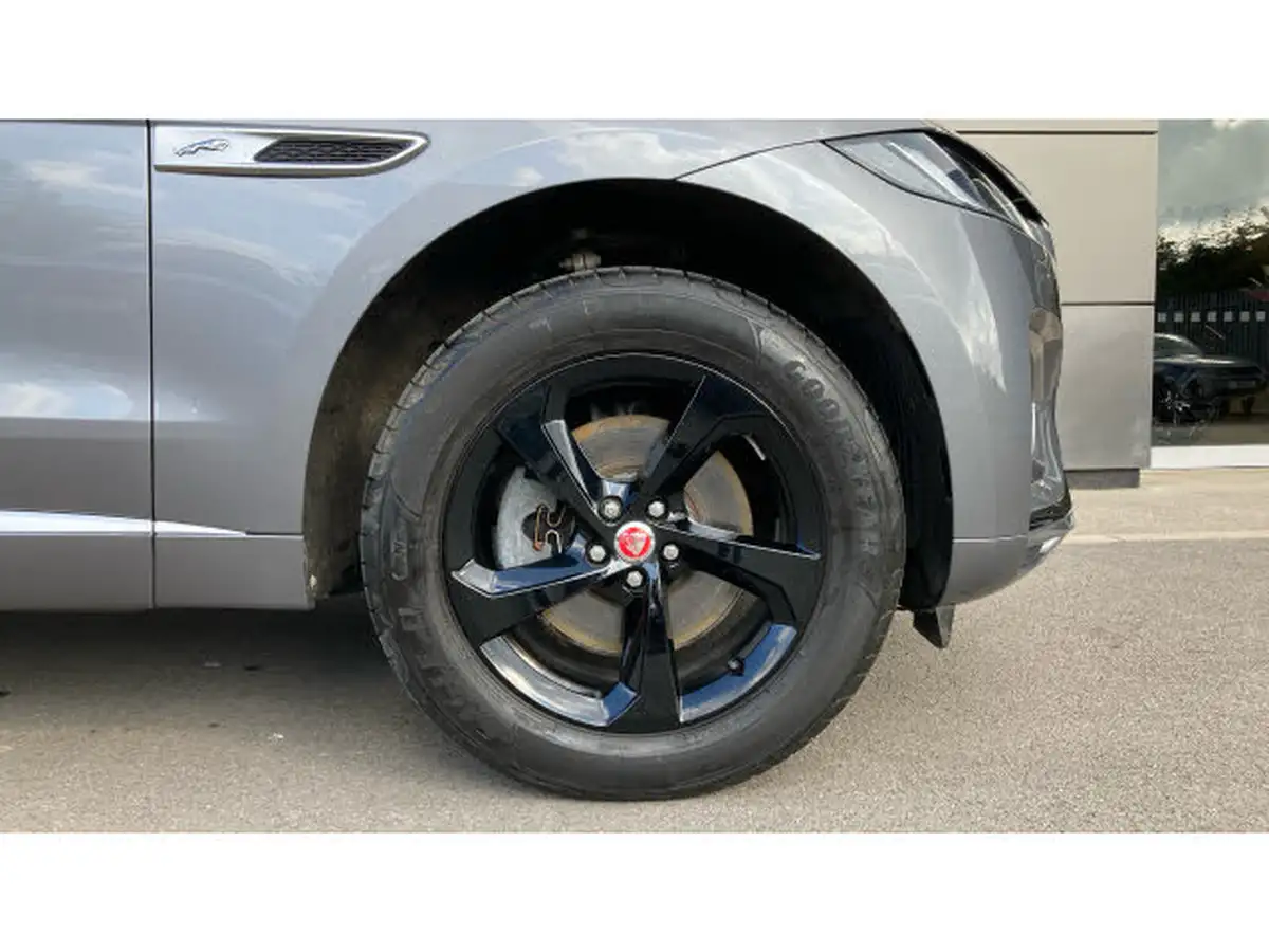 2022-jaguar-f-pace-20-d200-r-dynamic-s-big-7