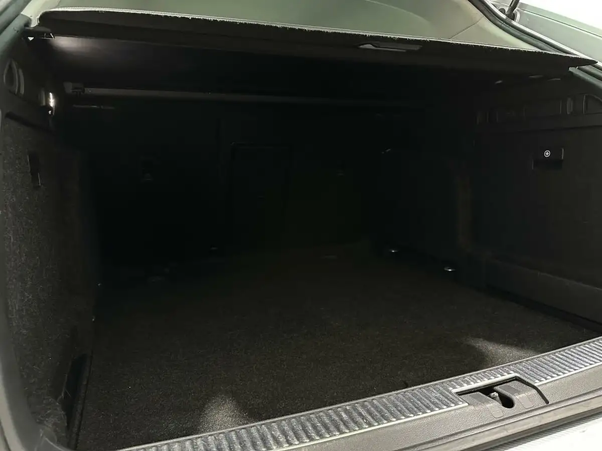 2020-skoda-superb-20tdi-se-technology-150ps-estate-dsg-big-47