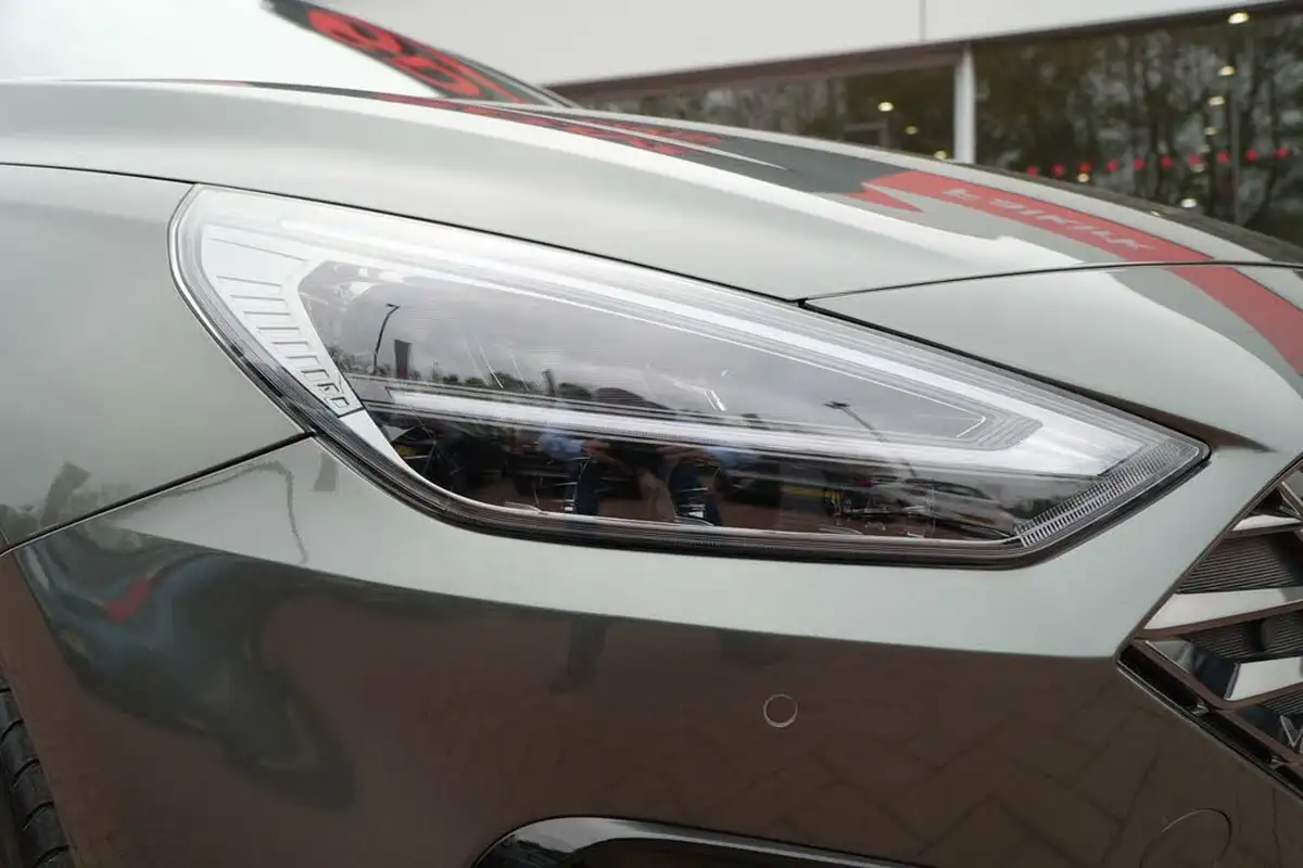 2023-hyundai-i30-10-t-gdi-premium-hatchback-big-61