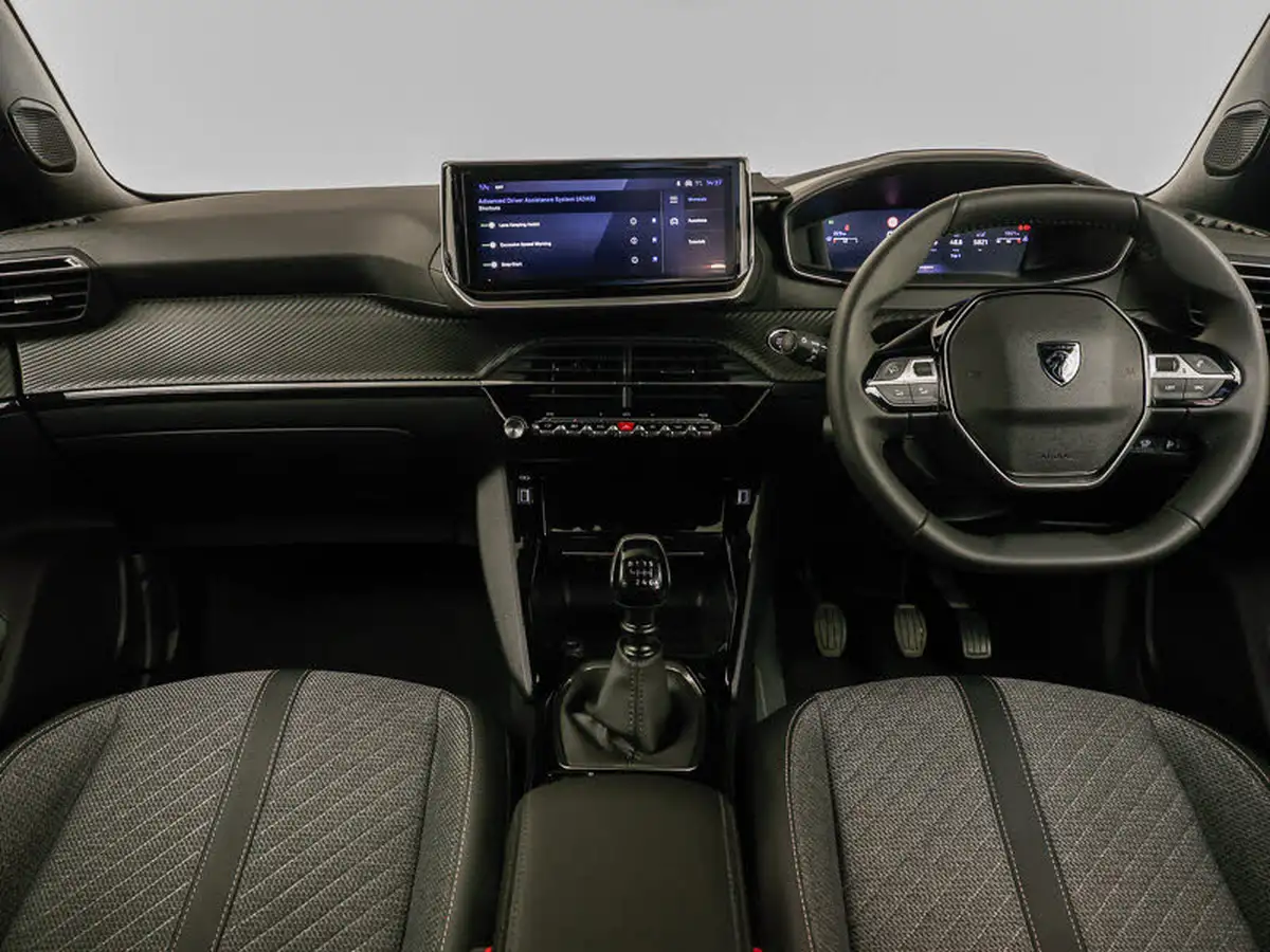 2024-peugeot-2008-suv-12-puretech-allure-130ps-big-2