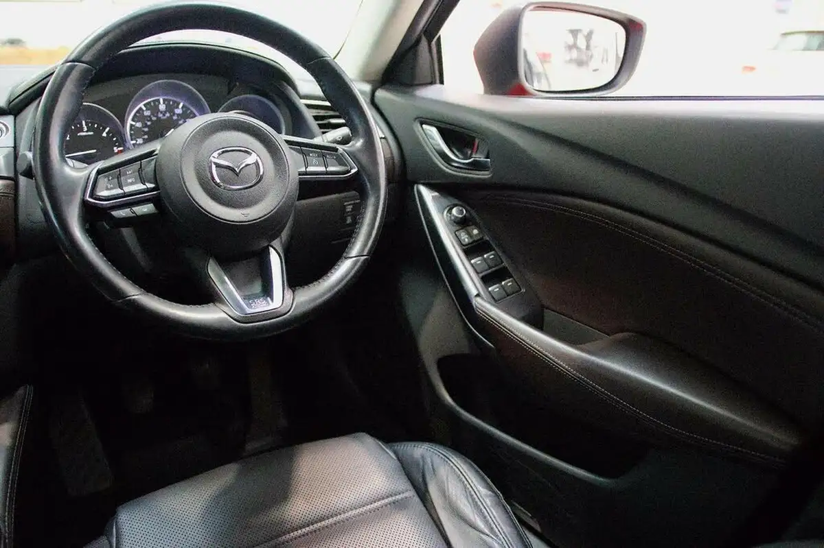 2017-mazda-mazda6-22td-sport-nav-150ps-skyactiv-d-tourer-5d-big-25