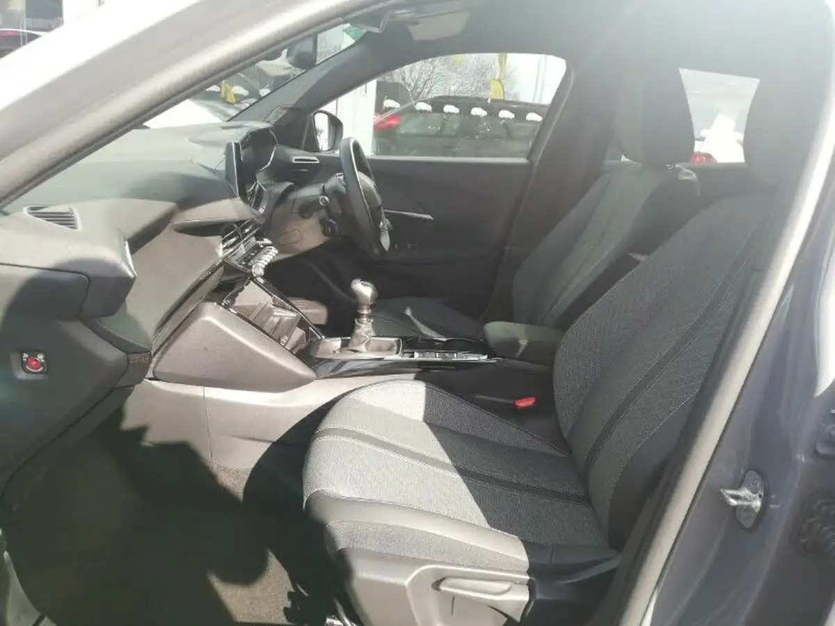 2024-peugeot-2008-suv-12-puretech-allure-130ps-big-4