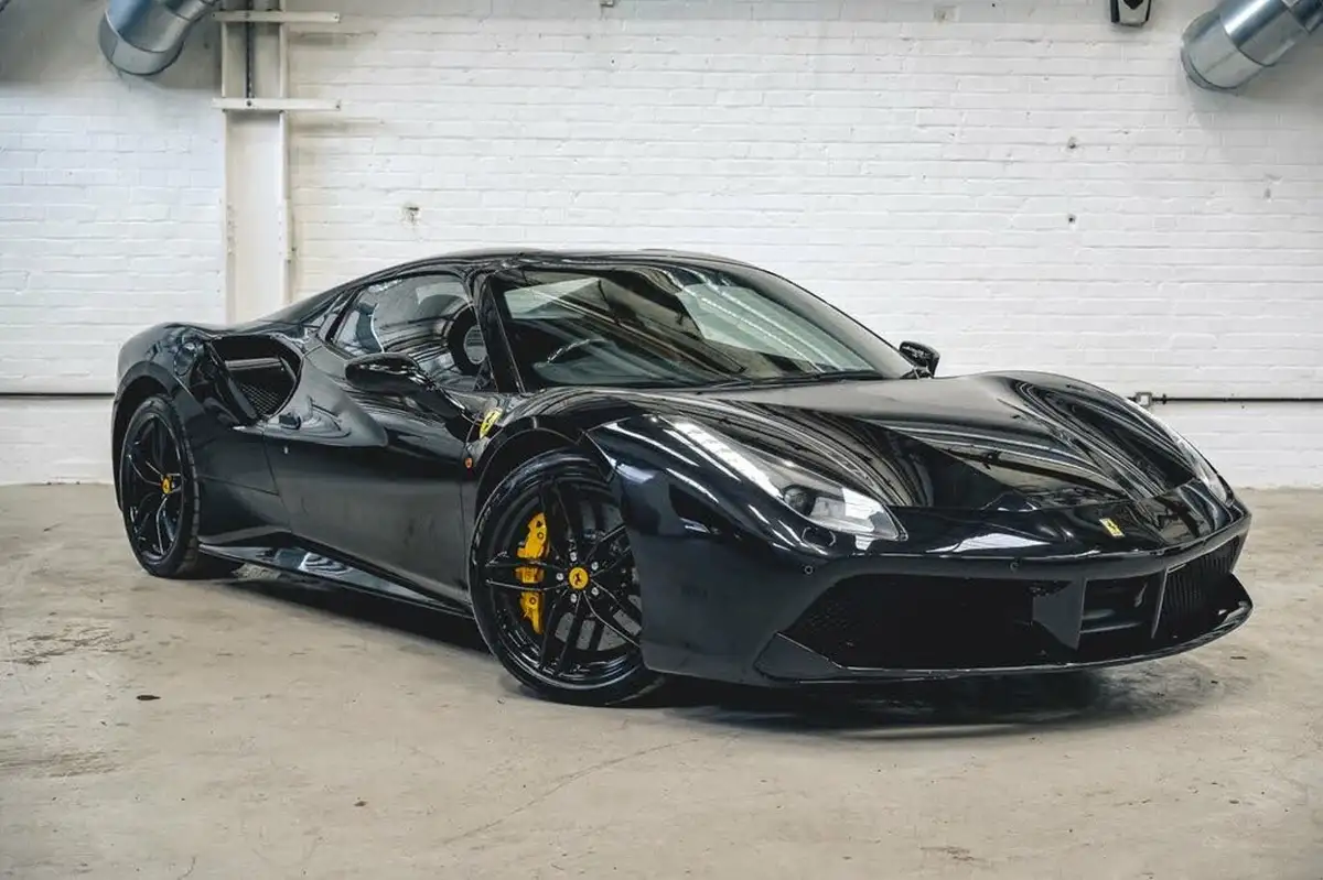 2018-ferrari-488-39-488-spider-big-0
