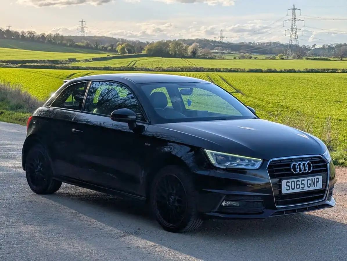 2015-audi-a1-14-s-line-125ps-ss-hatchback-3d-1395cc-big-1