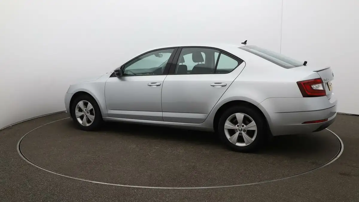 2019-skoda-octavia-15-tsi-se-technology-act-hatchback-big-46